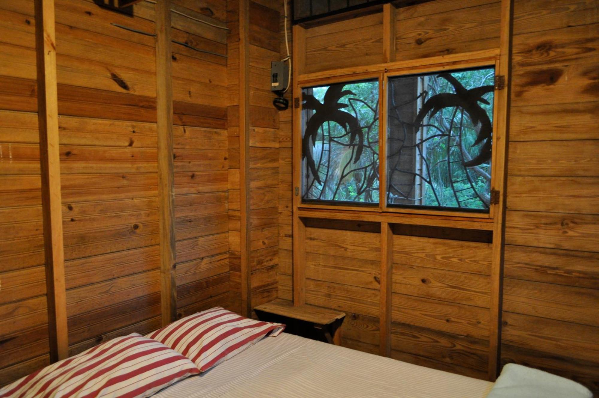 Roatan Bed & Breakfast Apartments Вест-Энд Номер фото